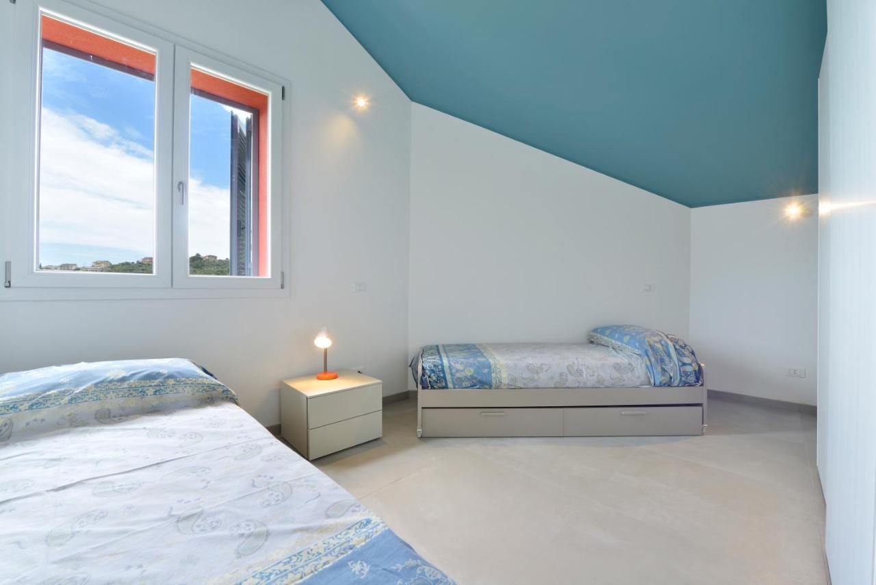 Residenza Cantalupo อิมเปรีอา ภายนอก รูปภาพ