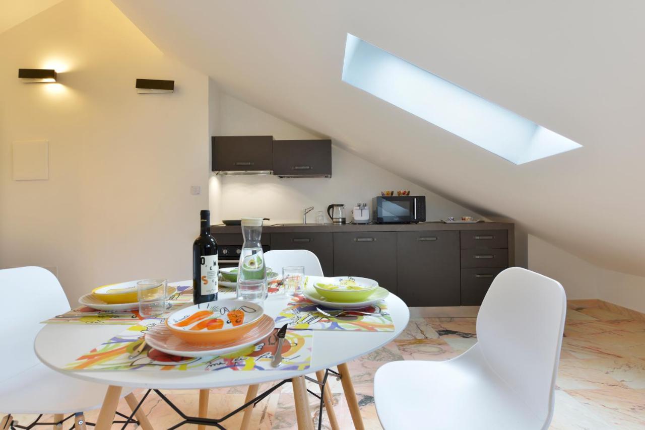 Residenza Cantalupo อิมเปรีอา ภายนอก รูปภาพ
