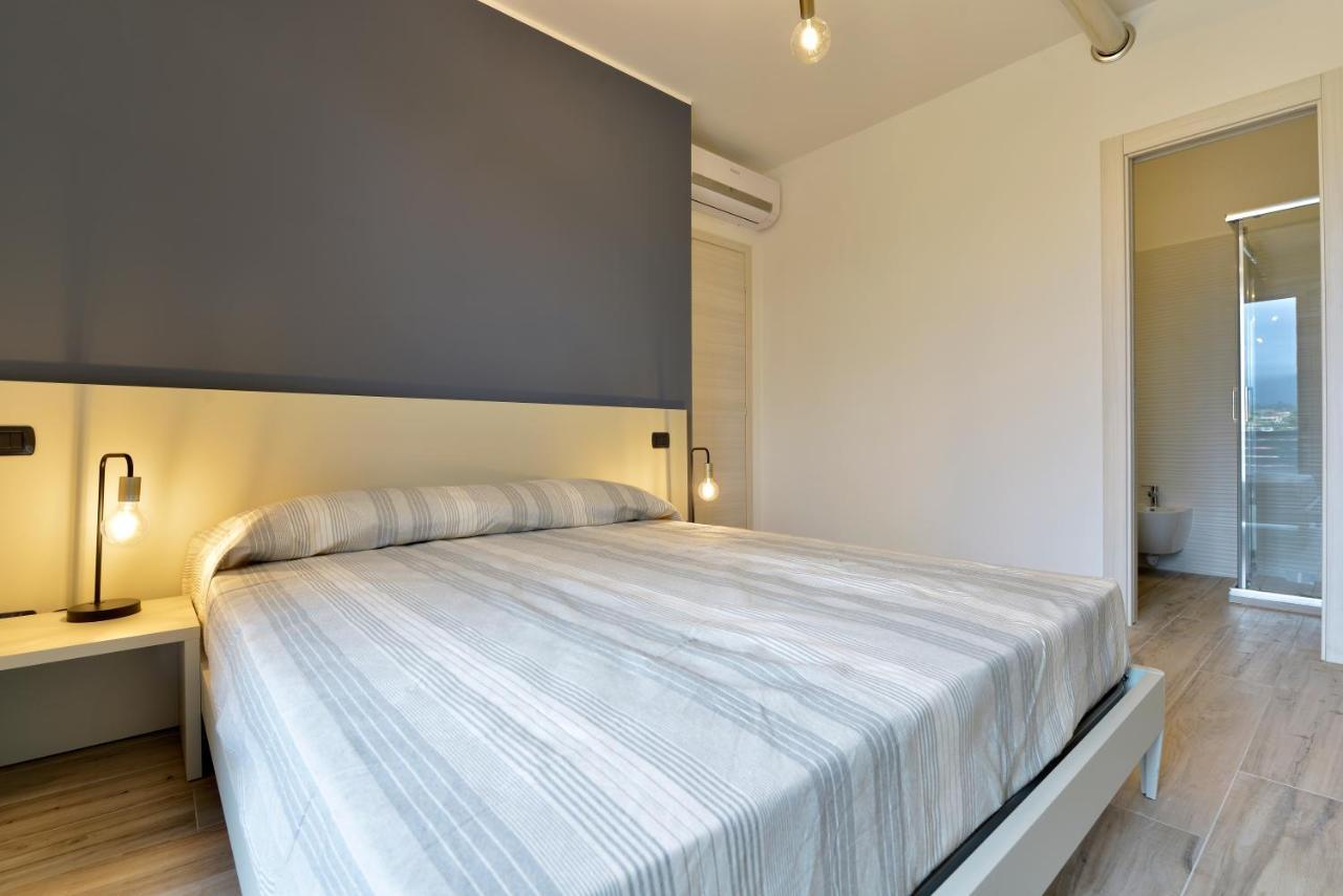 Residenza Cantalupo อิมเปรีอา ภายนอก รูปภาพ