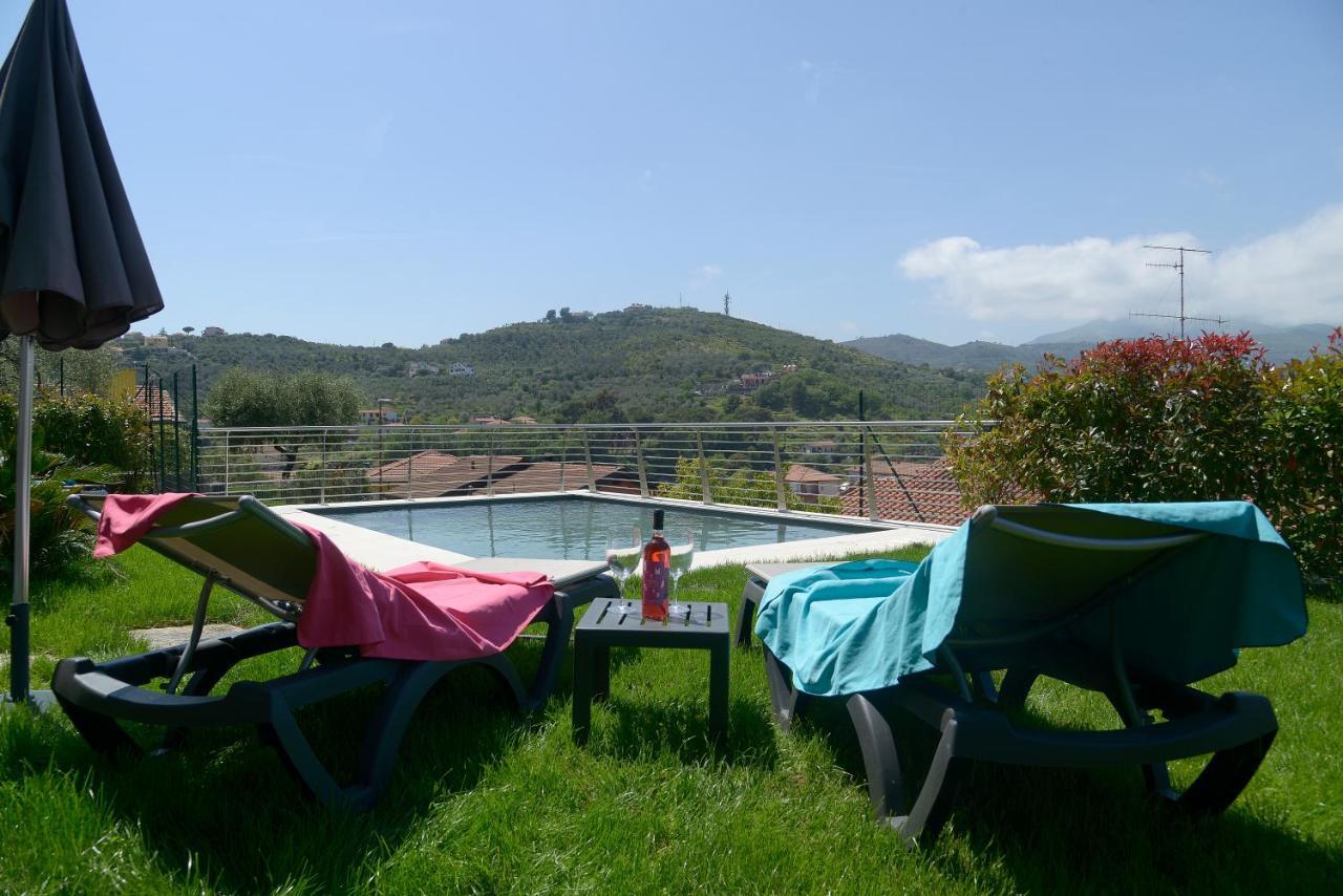 Residenza Cantalupo อิมเปรีอา ภายนอก รูปภาพ